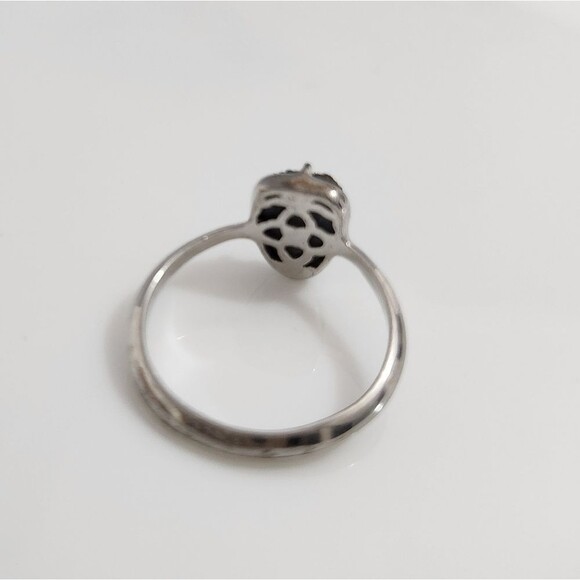 Kendra Scott Ring - Picture 5 of 8